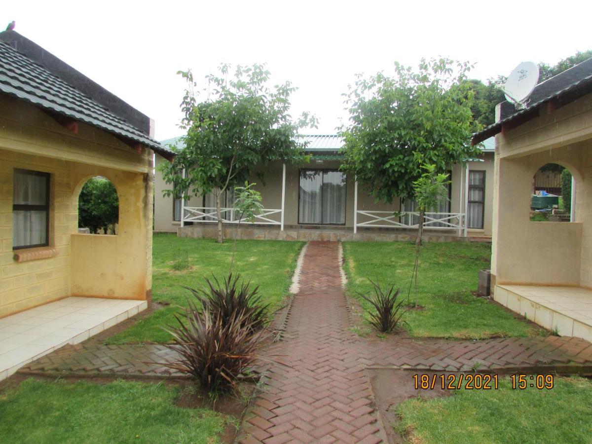 Aloes Lodge Leribe Buitenkant foto