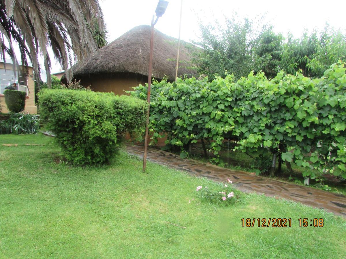 Aloes Lodge Leribe Buitenkant foto