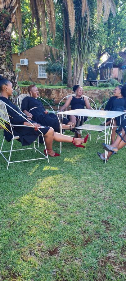 Aloes Lodge Leribe Buitenkant foto