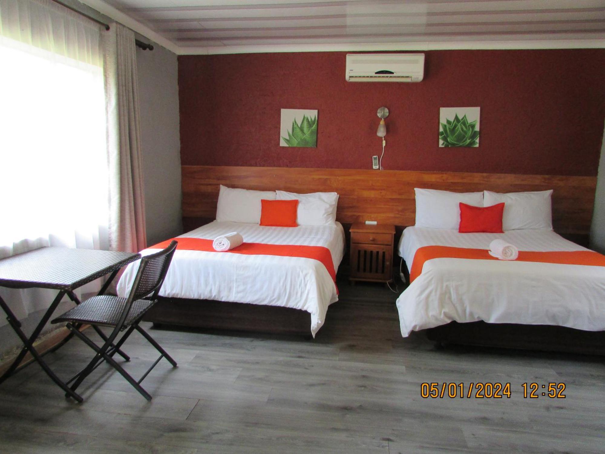 Aloes Lodge Leribe Buitenkant foto